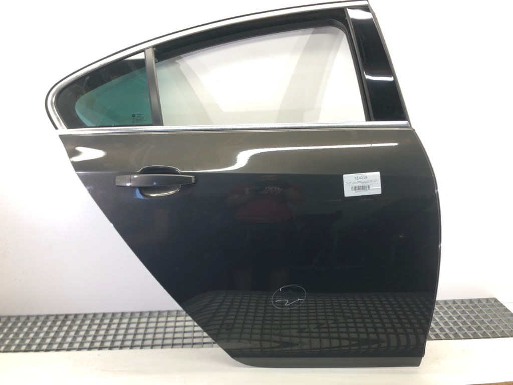 [STARK-514218] Puerta trasera derecha Opel Insignia A (G09) 2.0 CDTI 120 kW 2013-2017