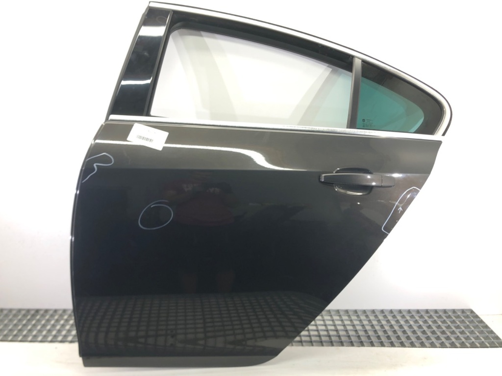 [STARK-514219] Puerta trasera izquierda Opel Insignia A (G09) 2.0 CDTI 120 kW 2013-2017
