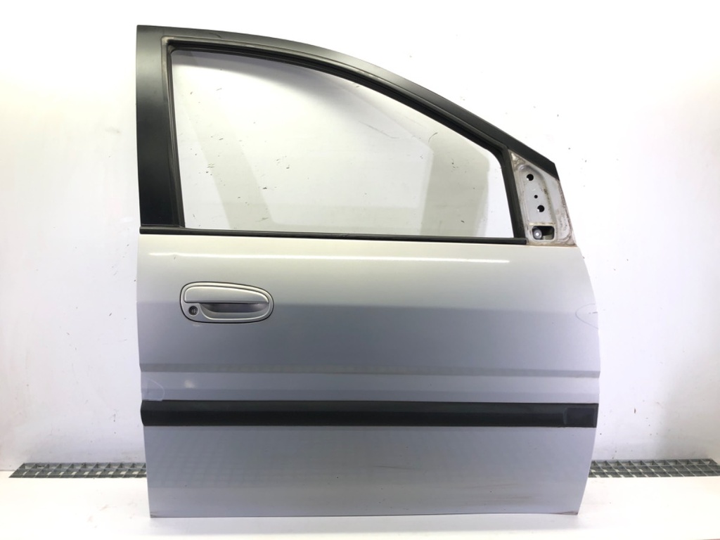 [STARK-595121] Puerta delantera derecha HYUNDAI MATRIX (FC) 2001-2010 1.6 76 kW