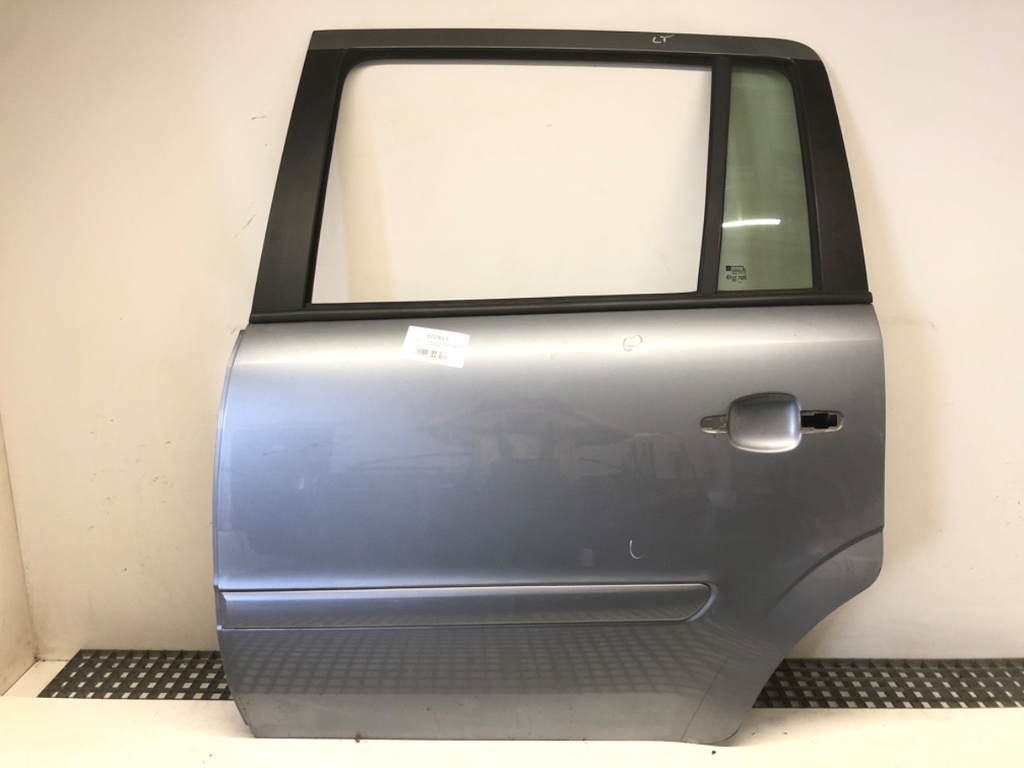 [STARK-602813] Puerta trasera izquierda Opel Zafira B 1.9 CDTI 88 kW (120 CV) 2005-2015
