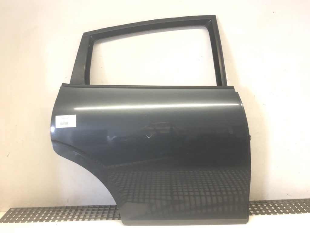 [STARK-611116] Puerta trasera derecha SEAT León (1P1) 2005-2013