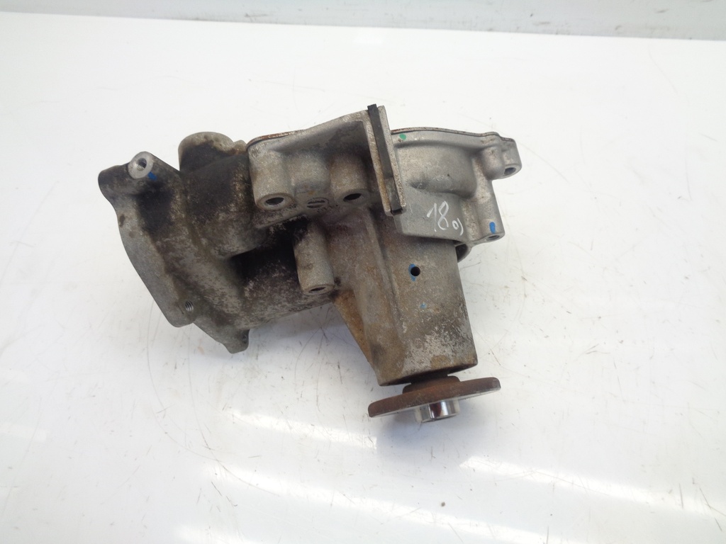 [MTD-365609] Bomba de agua Mitsubishi L200 KB4 2.5 DI-D 4D56