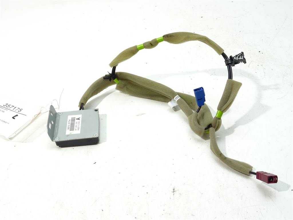 [STARK-357175] Antena INFINITI Q50 2013-2022