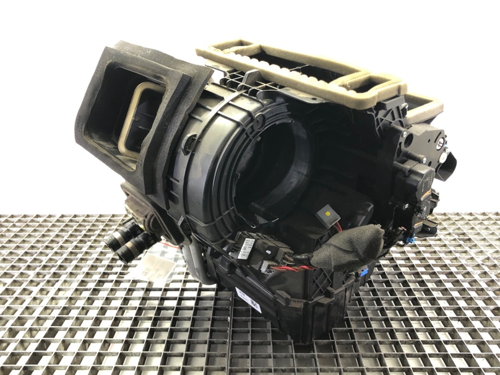 [STARK-551193] Núcleo de calefacción Ford Focus III Turnier 1.6 Ti 92 kW