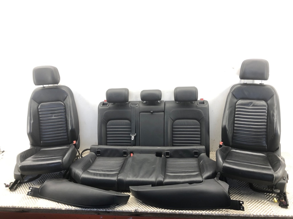 [STARK-767501] Panel de puerta completo VW Passat B8 (3G2, CB2) 2014-2022