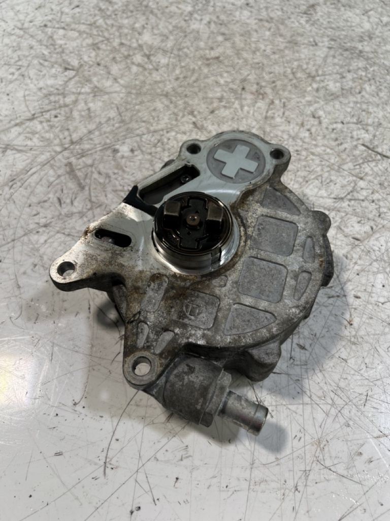 [MTD-436973] Bomba de vacío VW Audi 1.6 TDI CAYC CAY 03L145100G