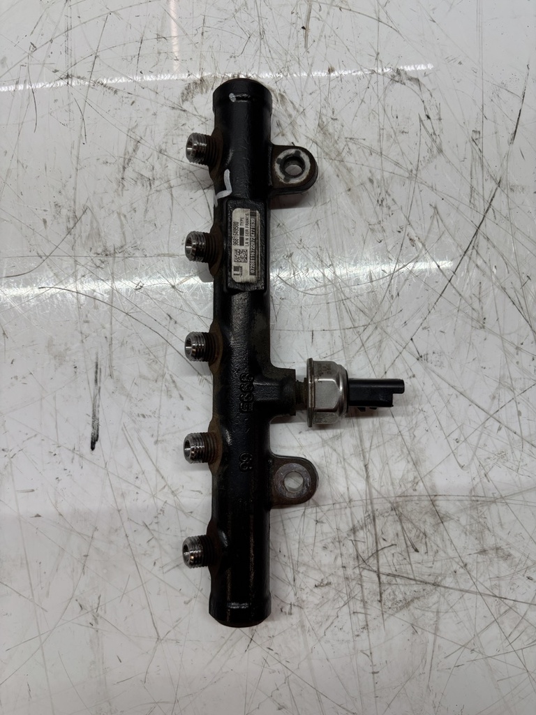 [MTD-496036] Tubo de raíl Ford Galaxy II S-Max 2.0 TDCi QXWA 9681649580