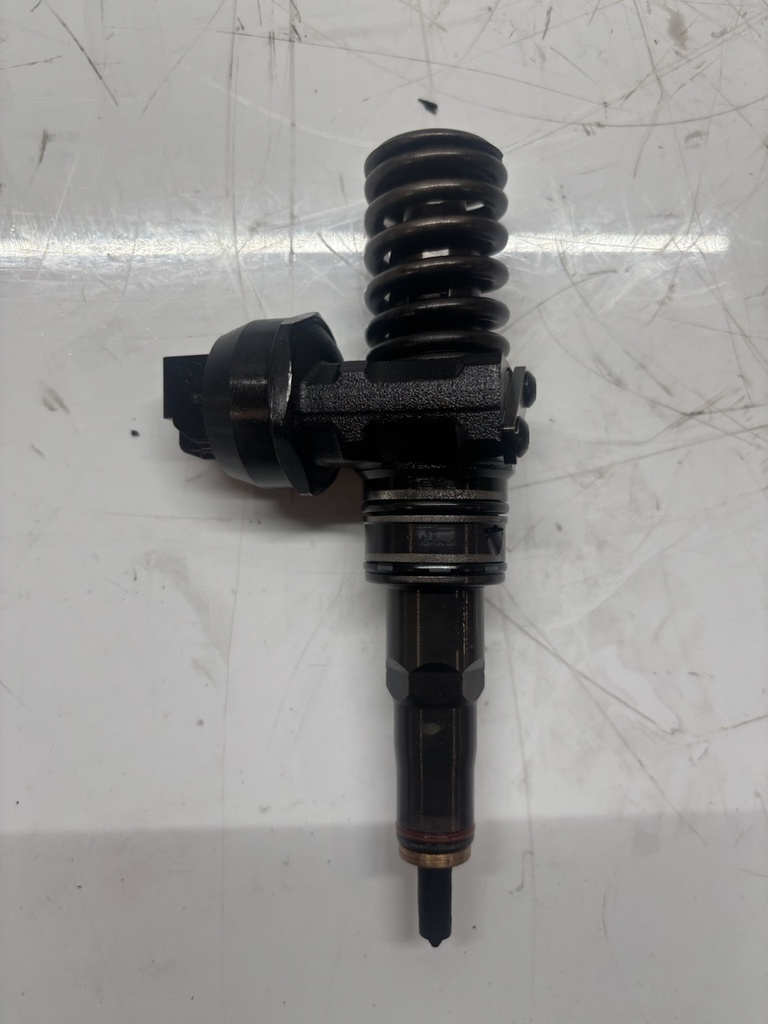 [MTD-496962] Inyector VW Touareg 5.0 V10 TDI AYH 07Z130073H