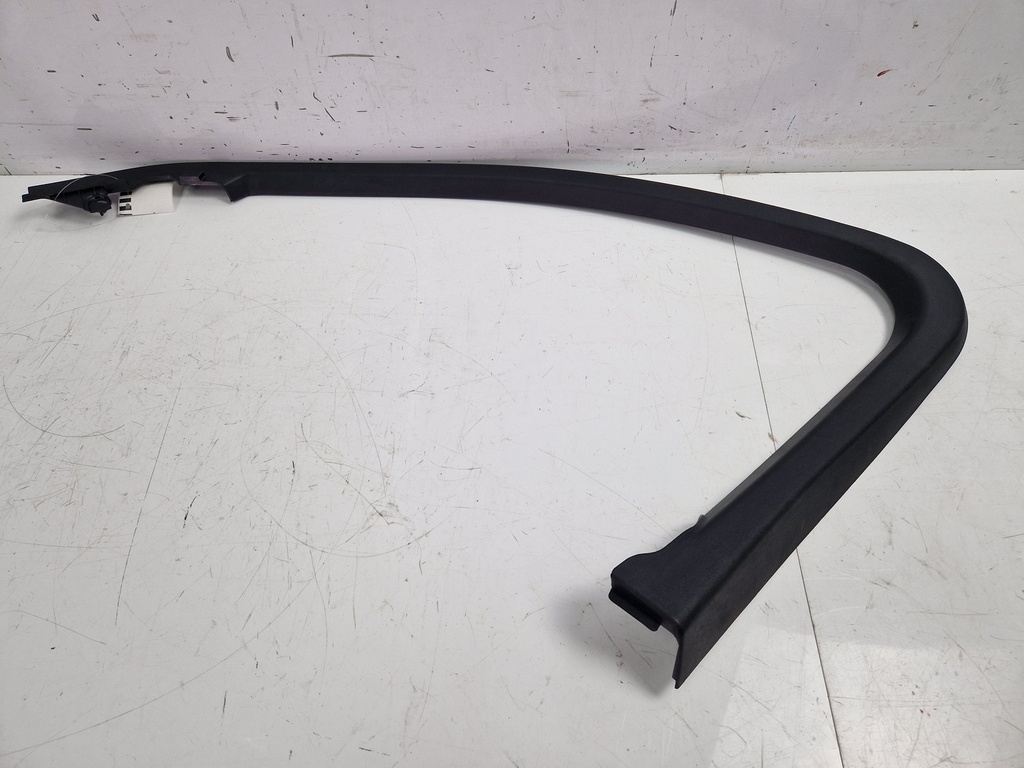 [MTD-497143] Moldura embellecedora Mercedes Clase C W205 2.2 CDI C220 Diesel OM651.921 A2057270271