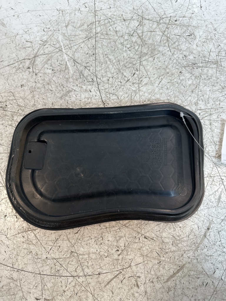[MTD-497376] Tapa de balancines Audi A4 8WC 3.0 TDI V6 Diesel DMG DMGA 4G0837915A