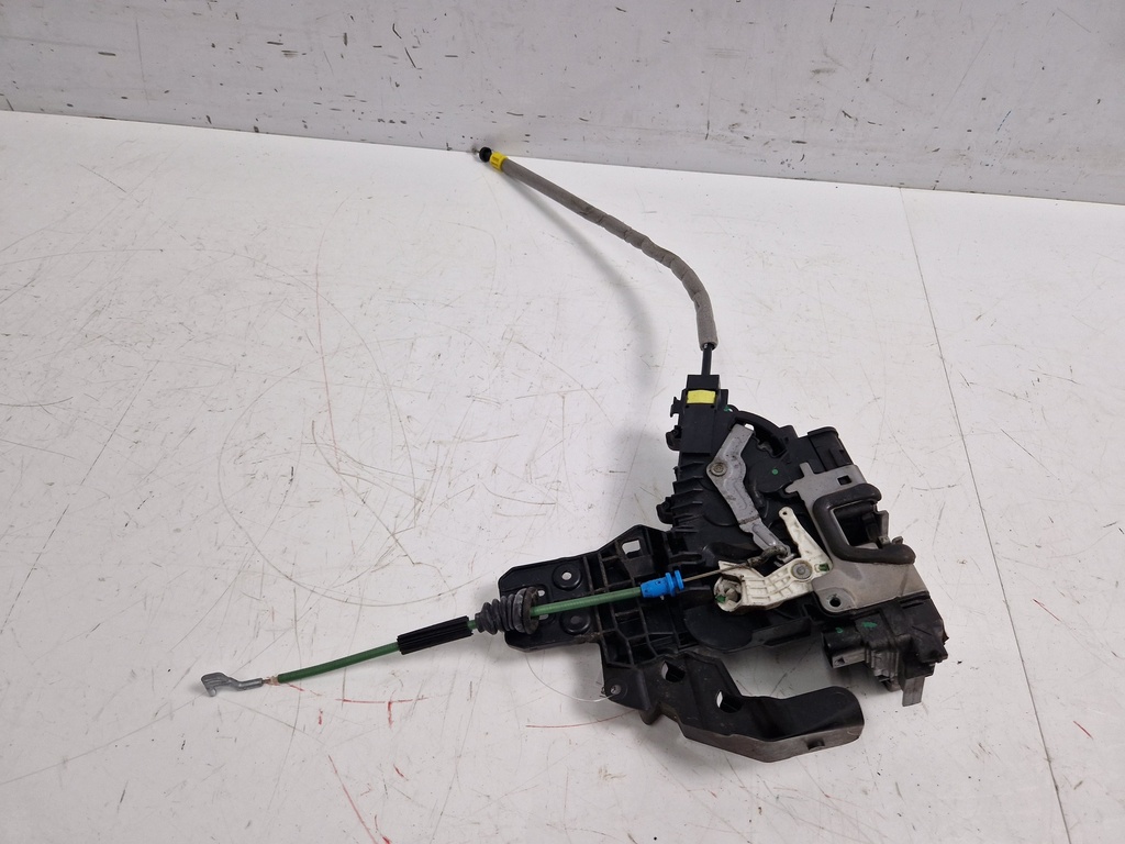 [MTD-498001] Cerradura de puerta Mercedes Clase C C300 AMG W205 M264 264.920 A0997304100