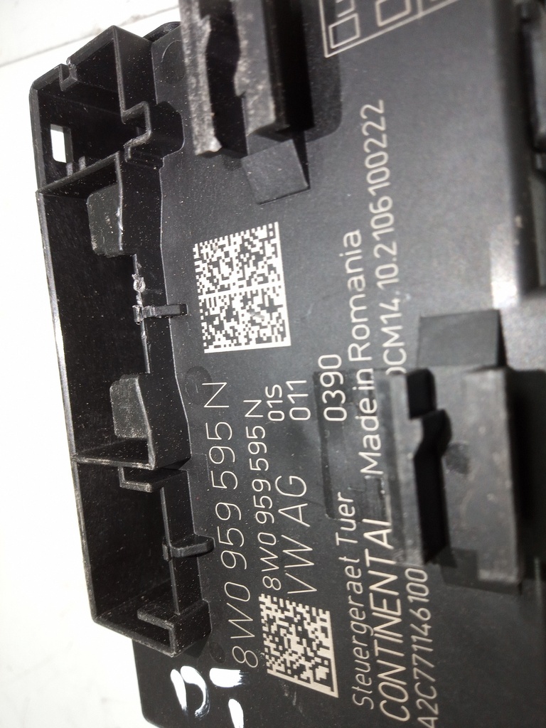 [MTD-499351] Unidad de control de puerta trasera izquierda Audi A4 8WC DMG DMGA 8W0959595N