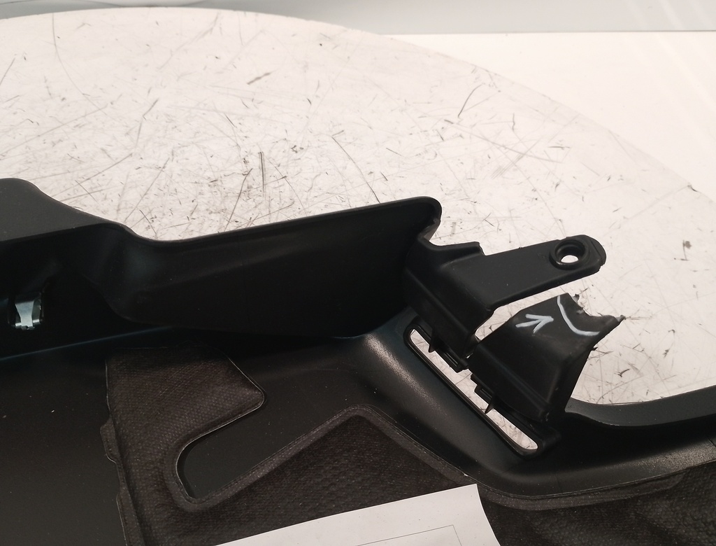 [MTD-499927] Revestimiento del maletero izquierdo BMW Serie 6 G32 GT 2.0 620 d B47D20B B47 7401161