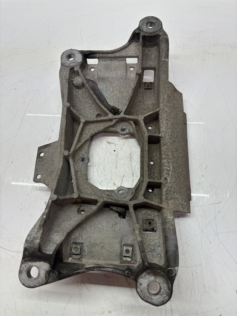 [MTD-499932] Soporte motor Audi A4 B8 A5 A6 C7 Q5 2.0 TDI CNH CNHA 8K0399263BH
