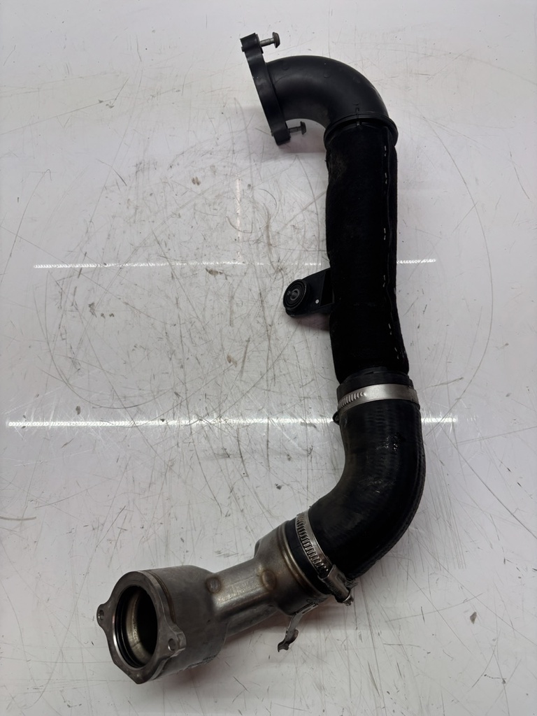 [MTD-499938] Manguera de admisión Audi A4 B8 A5 A6 C7 Q5 2.0 TDI CNH CNHA 04L145762AG