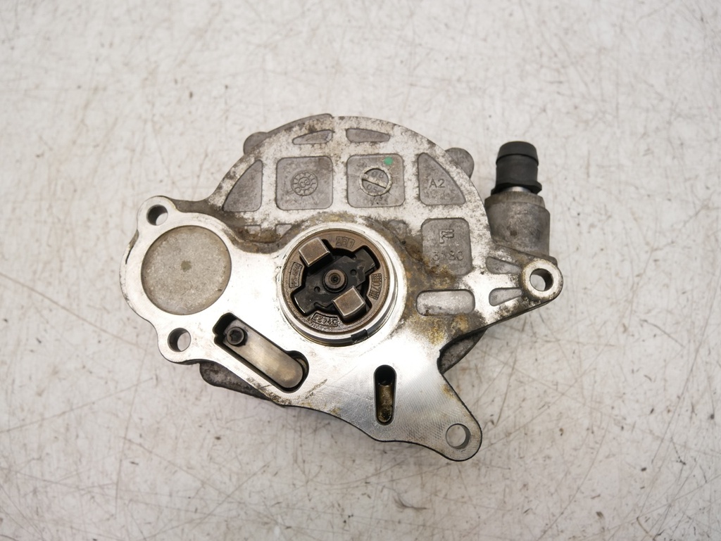[MTD-500112] Bomba de vacío Audi A3 / VW Golf 2.0 TDI CBAB CBA 03L145100