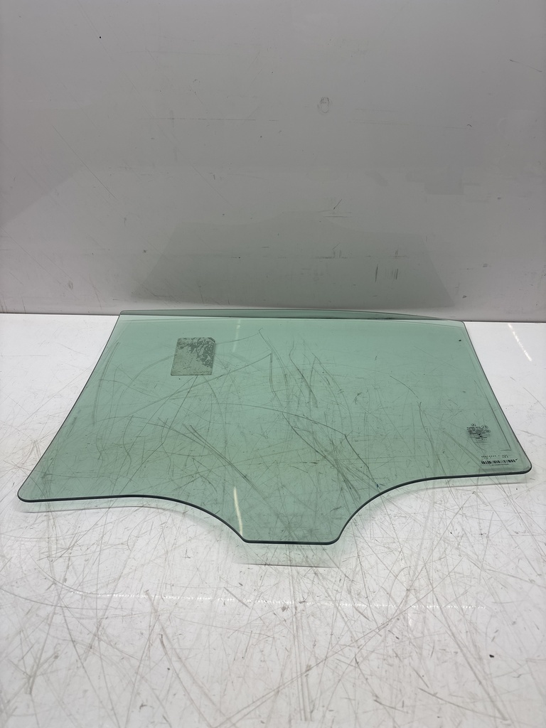 [MTD-500840] Cristal trasero derecho Mercedes W213 E 220 d 654.920 A2137350210
