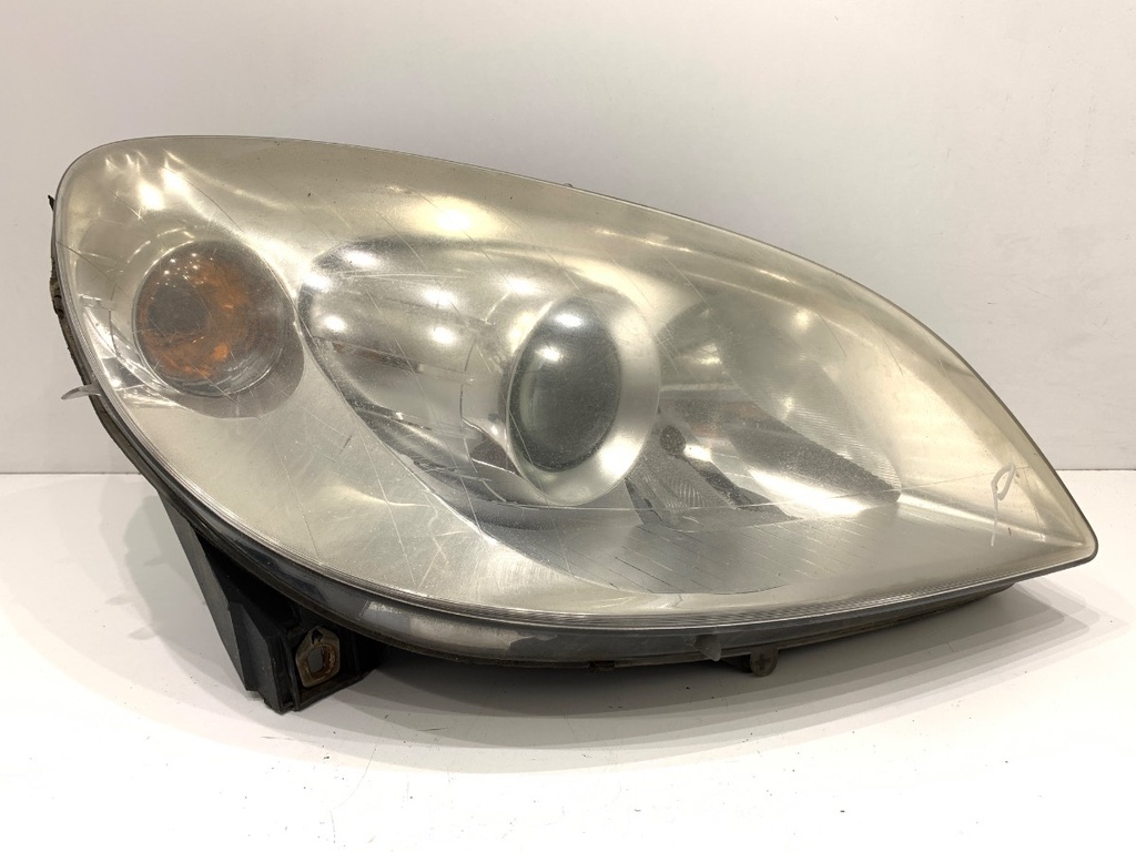 [STARK-739007] Faros delanteros Mercedes-Benz Clase B Sports Tourer (W245) 2005-2011