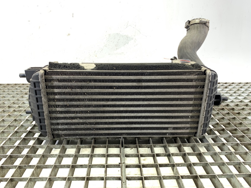 [STARK-758342] Intercooler KIA CARENS IV 1.7 CRDi 100 kW 2013-2022