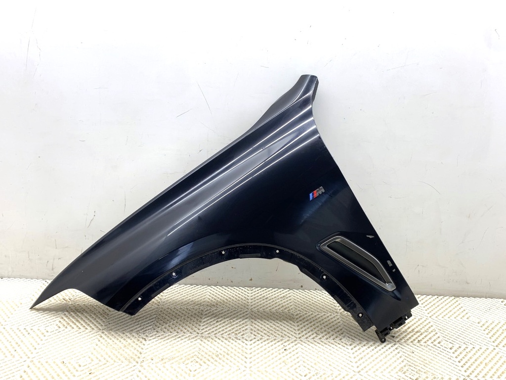 [STARK-884921] Aleta delantera izquierda BMW X5 (G05, F95) 2018-
