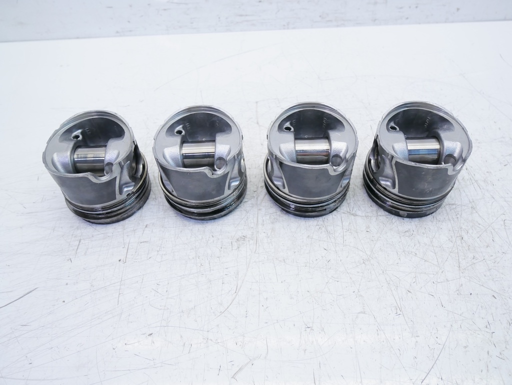 [MTD-417026] 4x pistones Opel Astra J 1.7 CDTI LPV A17DTJ 98428376