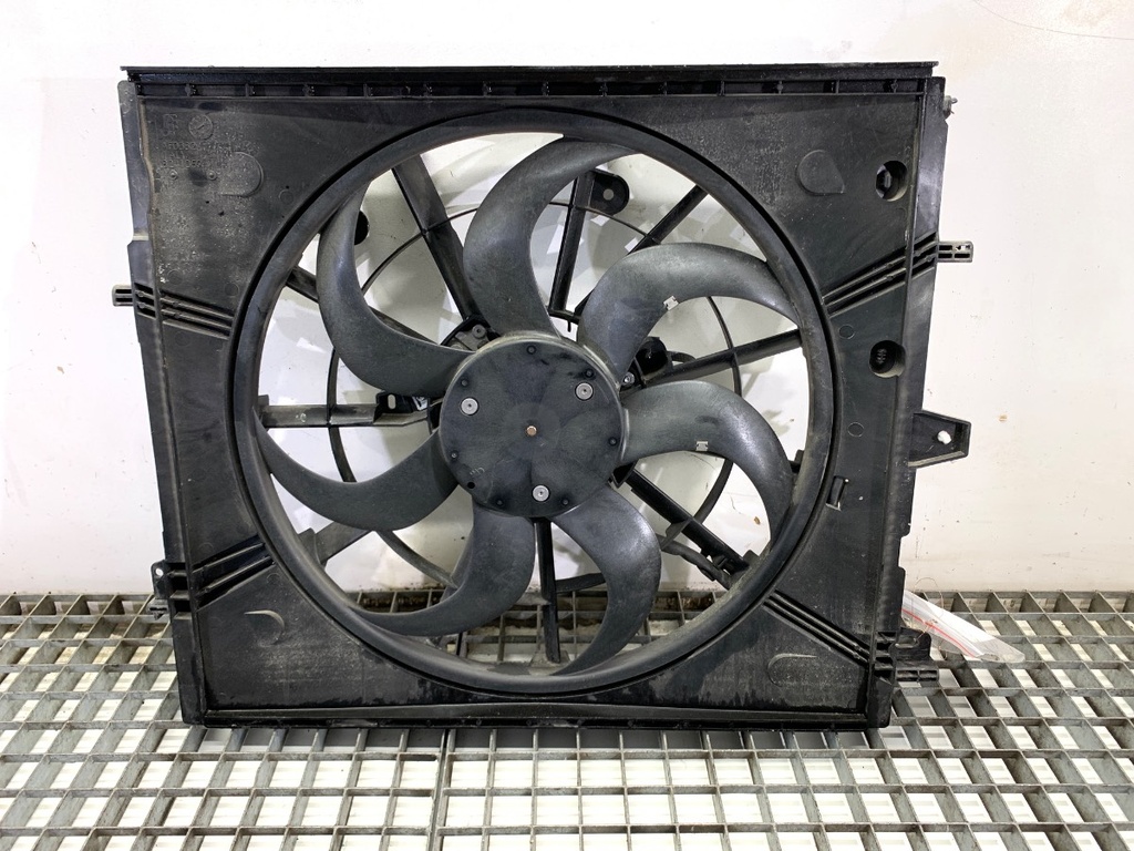 [STARK-890551] Ventilador del radiador NISSAN QASHQAI III (J12) 1.3 DIG-T 116 kW 2021-2022