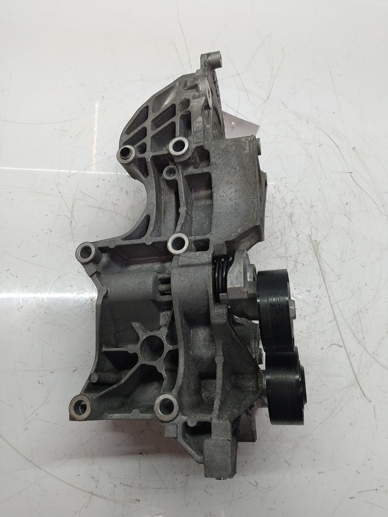 [MTD-517571] Soporte de alternador Audi A4 Seat Exeo 2.0 TDI CAGC CAG 03L903243H