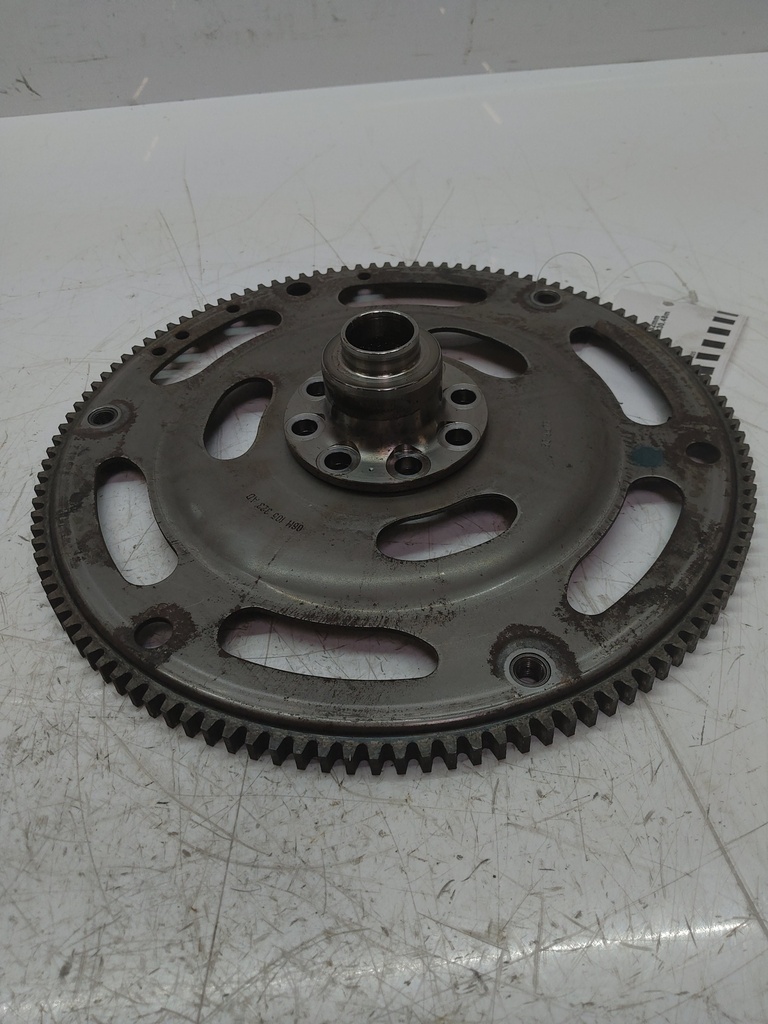 [MTD-518905] Volante motor Audi A4 B9 A5 Q5 2.0 TDI DEUA DEU 06H105323AD