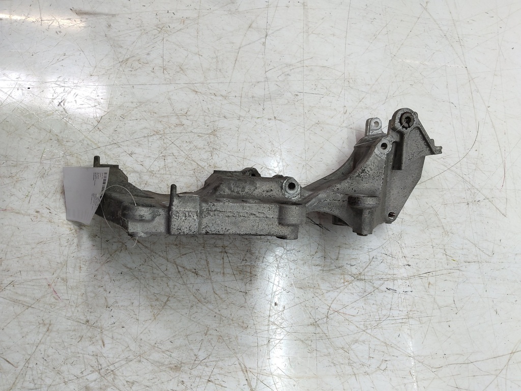 [MTD-518950] Soporte de motor Mitsubishi Outlander II 2.0 DI-D BSY 03G903143E