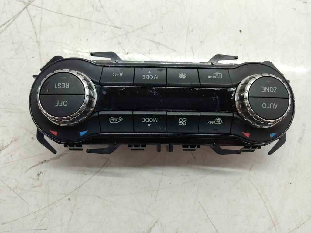 [MTD-521880] Unidad de control de calefacción Mercedes Clase A W176 2016 M270.910