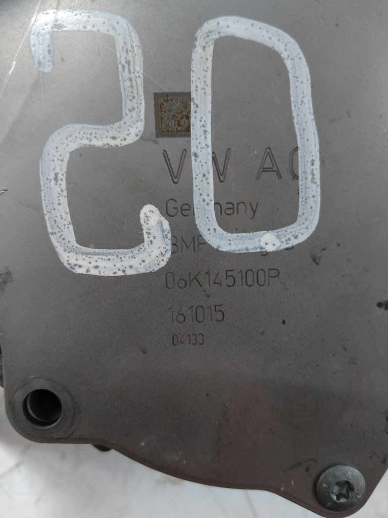 [MTD-524454] Bomba de vacío Golf A3 Jetta CNSB CNS 06K145100P