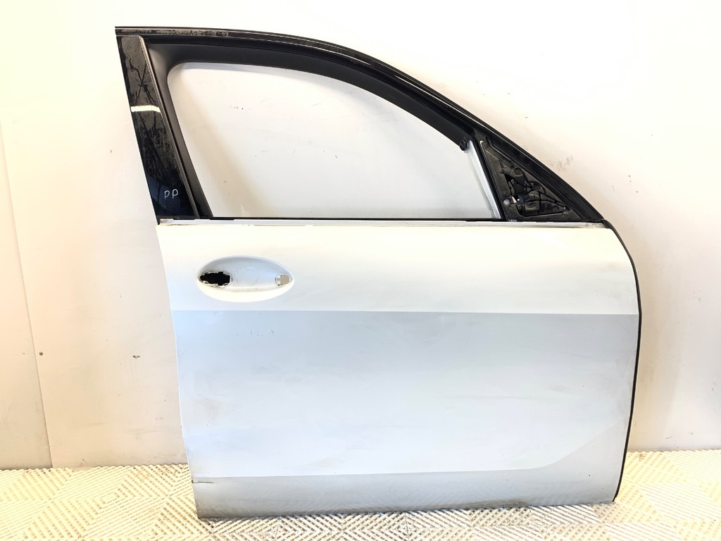 [STARK-887513] Puerta delantera derecha BMW X5 (G05, F95) 2018-