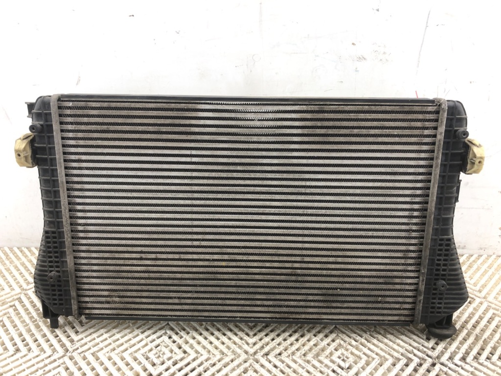 [STARK-767955] Intercooler VW Passat B7 Variant (365) 1.8 TSI 118 kW 2010-2014