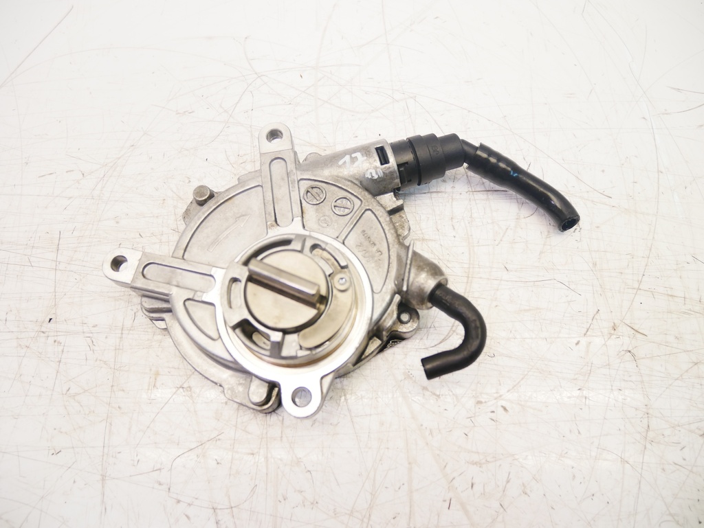[MTD-403496] Bomba de vacío Mercedes-Benz SLK R171 3.0 280 300 M272.942 272.942 A2722300265