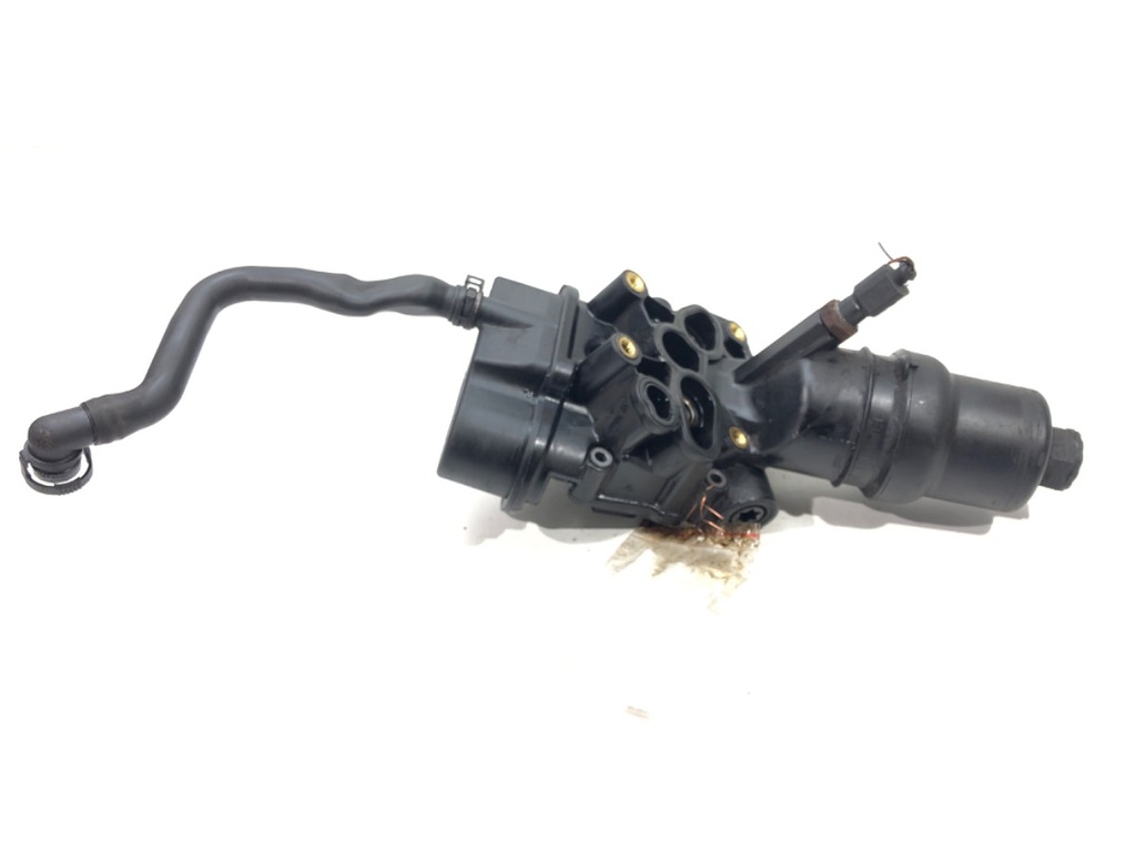 [STARK-501527] Base de filtro de aceite SKODA Octavia II (1Z3) 2.0 FSI 110 kW 2004-2008