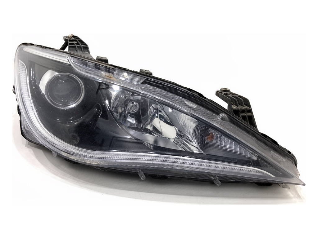 [STARK-925905] Faros delanteros derecho Chrysler Pacifica 2016-2022