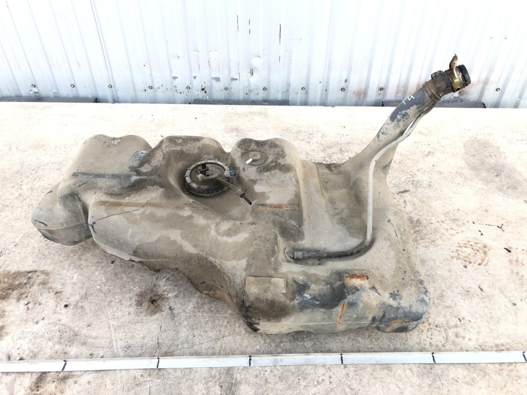 [STARK-652547] Depósito de combustible VW Transporter IV Autobus 1.9 TD 1990-2004