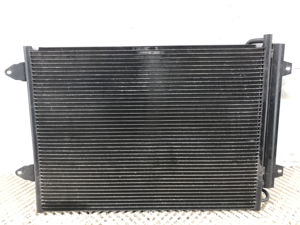 [STARK-767971] Radiador de aire acondicionado VW Passat B7 Variant (365) 1.8 TSI 118 kW 2010-2015
