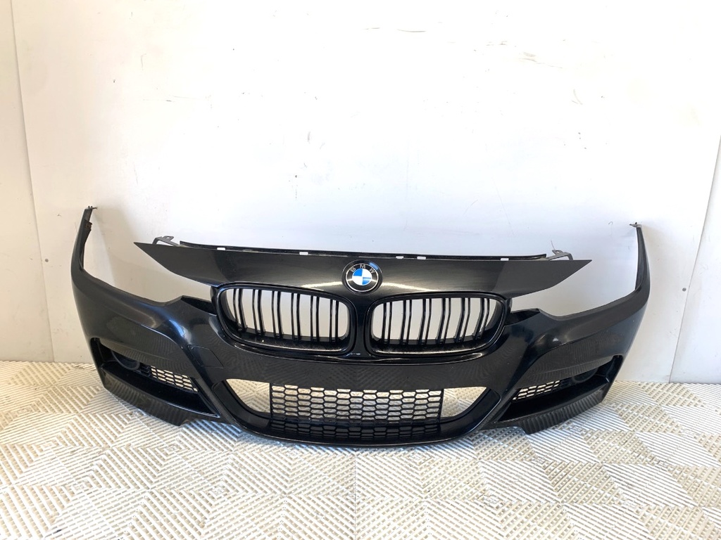 [STARK-901997] Parachoques delantero BMW Serie 3 (F30, F80) 2011-2018