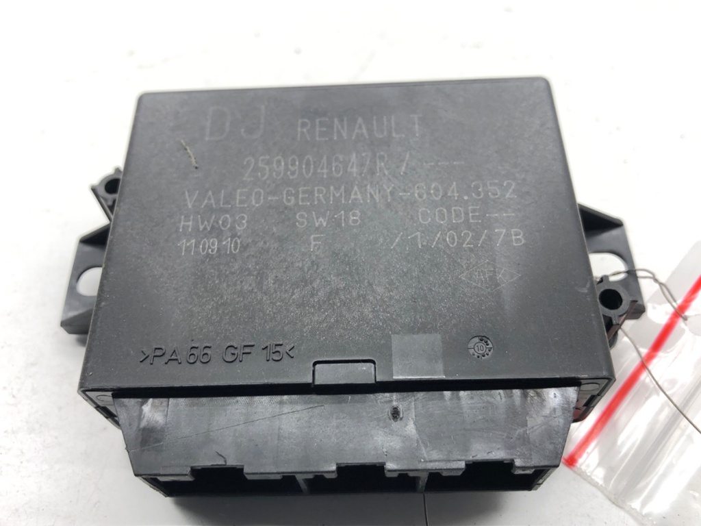 [STARK-855353] Módulo PDC Renault Grand Scénic III 1.4 16V 96 kW 259904647R