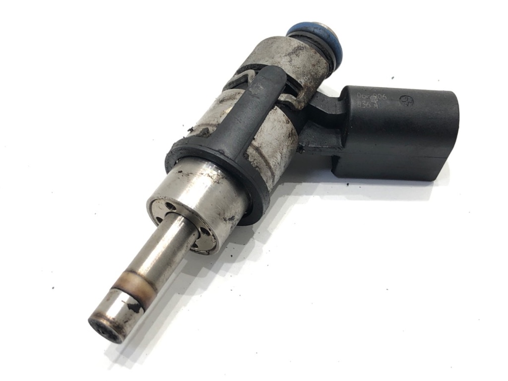 [STARK-867787] Inyector AUDI A3 (8P1) 2.0 TFSI quattro 2004-2012