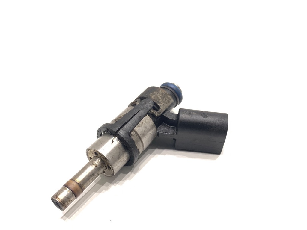 [STARK-867788] Inyector AUDI A3 (8P1) 2.0 TFSI quattro 2004-2012