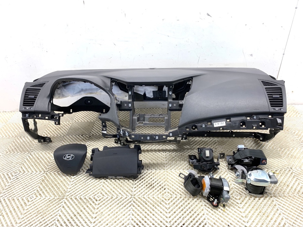 [STARK-713989] Salpicadero HYUNDAI i40 I CW (VF) 2011-2022