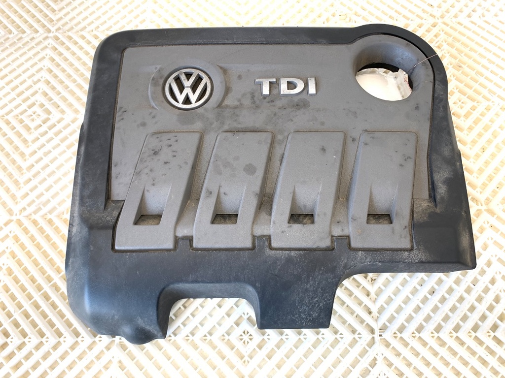 [STARK-934774] Cubierta de motor VW Touran (1T3) 2.0 TDI 130 kW 2013-2015