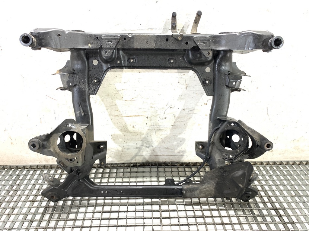 [STARK-737957] Barra de soporte de motor BMW X1 (E84) 2009-2015