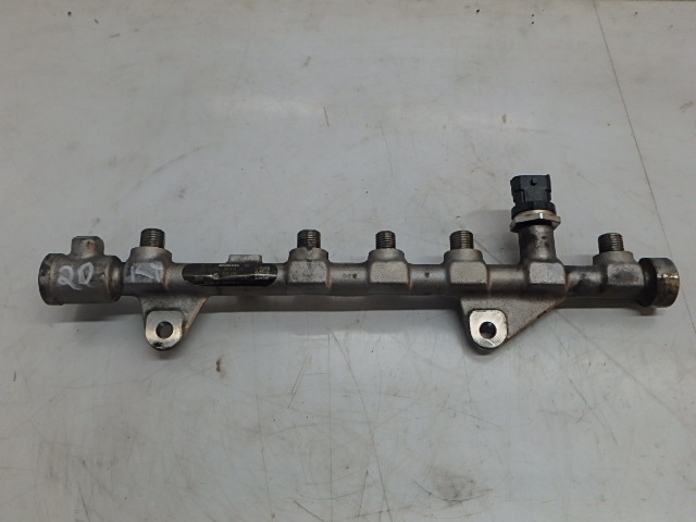 [MTD-140603] Rail de inyección Renault Scenic III Grand Scenic Megane III 1.9 dCi F9Q872 820075048