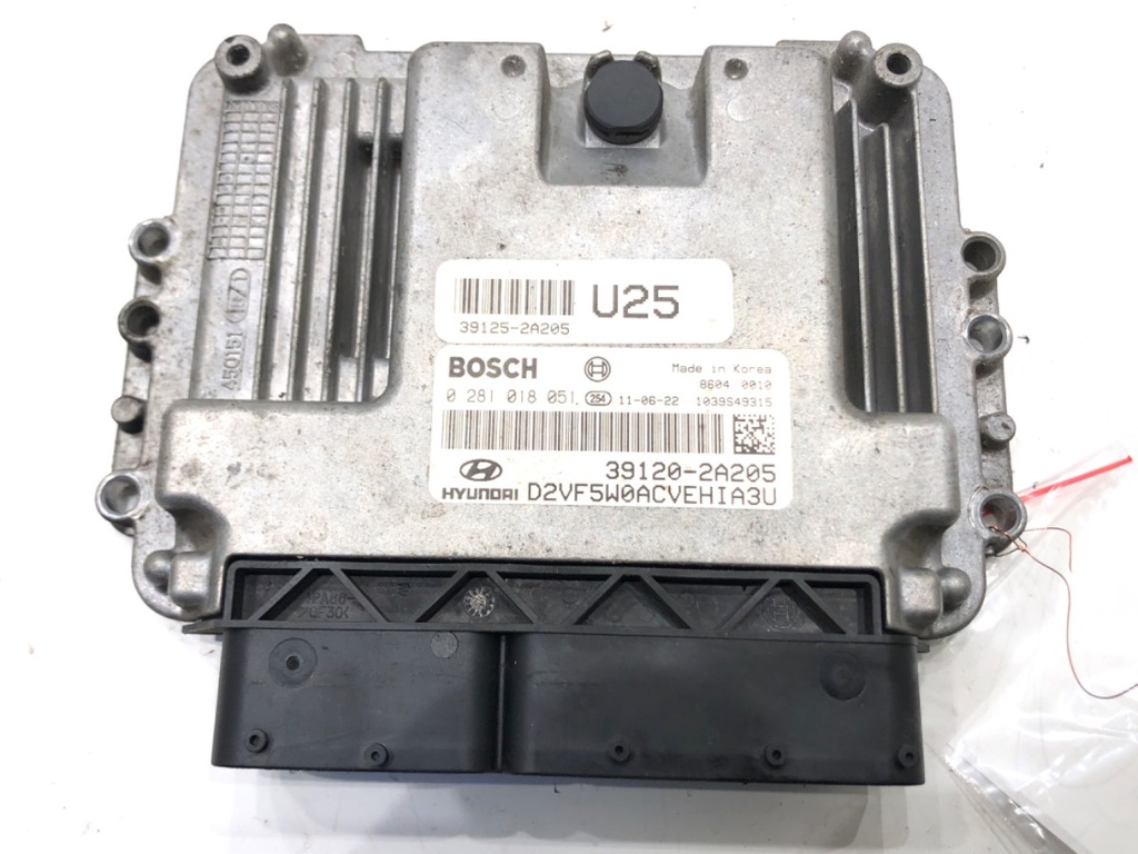 [STARK-664856] Unidad de control del motor HYUNDAI i40 I Kombi Van (VF) 1.7 CRDI 85 kW