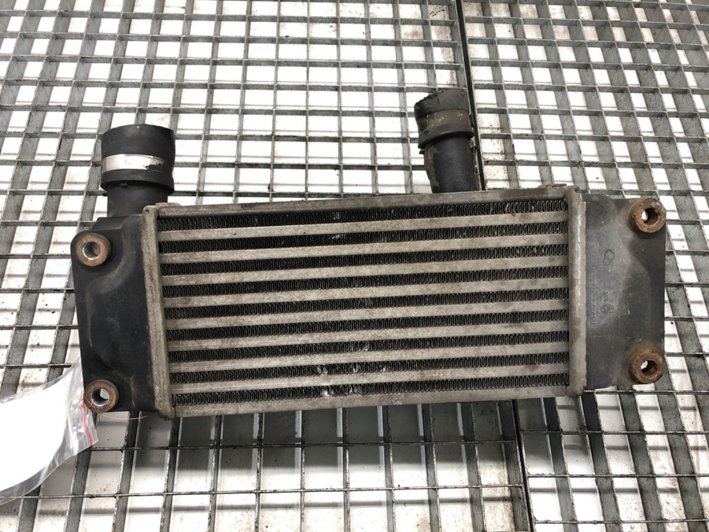 [STARK-711593] Intercooler Toyota Auris (_E15_) 1.4 D-4D (NDE150_) 2006-2012