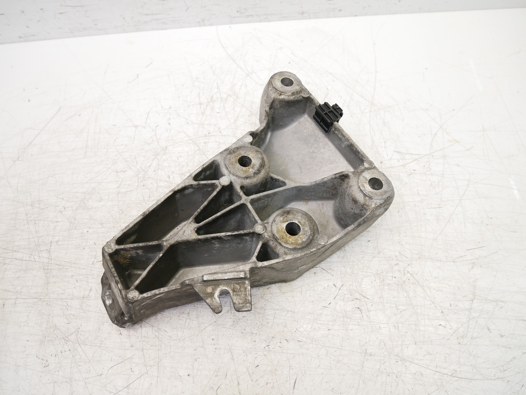 [MTD-405997] Soporte de motor BMW Serie 3 F30 F31 F80 2.0 i N20B20B 6784823