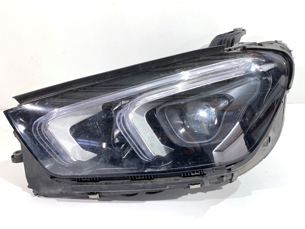 [STARK-877776] Faros delanteros izquierdos Mercedes-Benz GLE (V167) 2018-2021